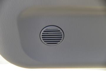 ���� ˳��խ�� 116���� 4X2 4.145����س�(JMT5040XBWXG2)ͼƬ