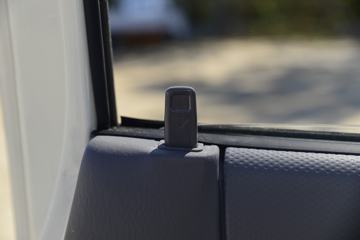 ���� ˳��խ�� 116���� 4X2 4.145����س�(JMT5040XBWXG2)ͼƬ