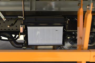 ���� ˳��խ�� 116���� 4X2 4.145����س�(JMT5040XBWXG2)ͼƬ