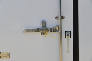 ���� ˳��խ�� 116���� 4X2 4.145����س�(JMT5040XBWXG2)ͼƬ