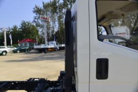 江铃汽车底盘&nbsp;垃圾运输车外观图片