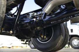 江铃汽车底盘&nbsp;垃圾运输车底盘图片