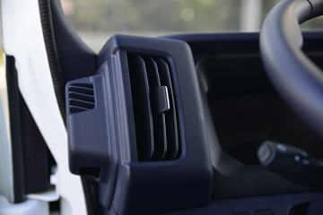 ������ʮ�� ����EC7 ��׼�� 116���� 4.2�׵�����ʽ�Ῠ(JXW5040XXYBDJB2)ͼƬ