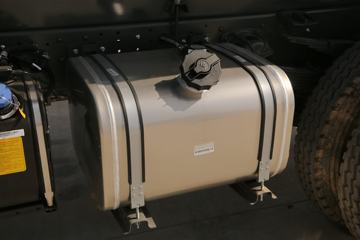 �й������ɶ����ó� ��ʨ 190���� 4X2 3.8����ж��(����)ͼƬ