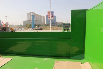 �й������ɶ����ó� ��ʨ 190���� 4X2 3.8����ж��(����)ͼƬ