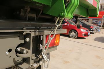 �й������ɶ����ó� ��ʨ 190���� 4X2 3.8����ж��(����)ͼƬ