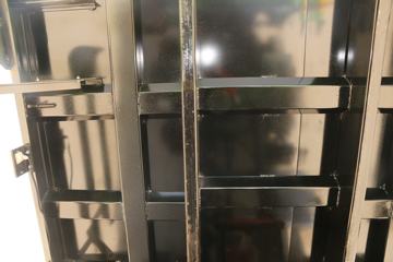 �й������ɶ����ó� ��ʨ 190���� 4X2 3.8����ж��(����)ͼƬ