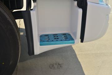 �������� ����H5�п� 270���� 4X2 9.6����ʽ�ػ���(9T����)ͼƬ