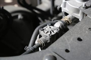 �������� ����H5�п� 240���� 4X2 6.8�������ػ���(Һ��)ͼƬ