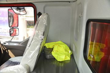 �������� ����H5�п� 220���� 4X2 6.8�ײ�դʽ�ػ���ͼƬ