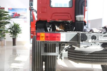 �������� ����H5�п� 240���� 4X2 6.8�������ػ���(Һ��)ͼƬ