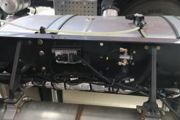 �������� ����H5�п� 240���� 4X2 6.8�������ػ���(Һ��)ͼƬ