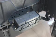 东风柳汽 乘龙H5中卡 240马力 4X2 6.8米栏板载货车(液缓)(LZ1182M3AB)