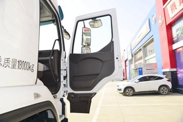�������� ����H5�п� 270���� 4X2 9.6����ʽ�ػ���(9T����)ͼƬ