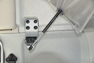 �������� ����H5�п� 270���� 4X2 9.6����ʽ�ػ���(9T����)ͼƬ