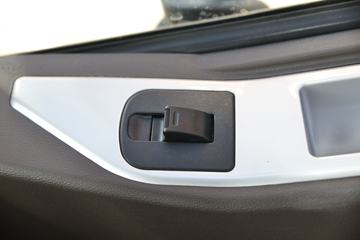 �������� ����H5�п� 270���� 4X2 9.6����ʽ�ػ���(9T����)ͼƬ