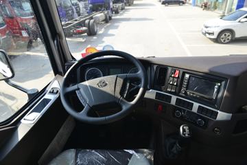 �������� ����H5�п� 270���� 4X2 9.6����ʽ�ػ���(9T����)ͼƬ