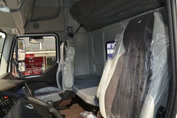 �������� ����H5�п� 270���� 4X2 9.6����ʽ�ػ���(9T����)ͼƬ