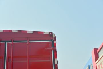 �������� ����H5�п� 220���� 4X2 6.8�ײ�դʽ�ػ���ͼƬ