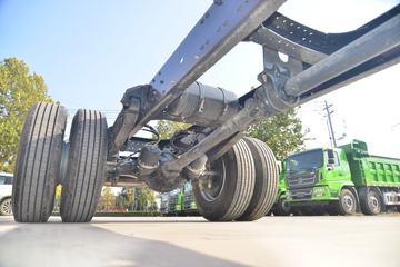 �������� ����H5�п� 270���� 4X2 9.6����ʽ�ػ���(9T����)ͼƬ