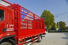 东风柳汽 乘龙H5中卡 220马力 4X2 6.8米仓栅式载货车(LZ5180CCYM3AB)