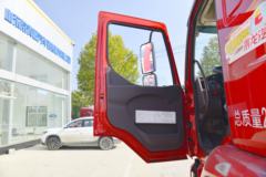 东风柳汽 新乘龙M3中卡 220马力 6X2 7.8米仓栅式载货车(LZ5240CCYM3CB)