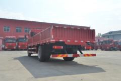 青岛解放 龙V2.0中卡 180马力 4X2 6.75米栏板载货车(CA1189PK2L2E5A80)
