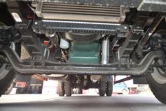青岛解放 龙V2.0中卡 180马力 4X2 6.75米栏板载货车(CA1189PK2L2E5A80)