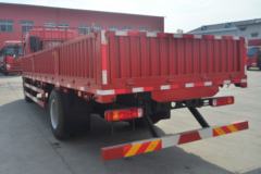 青岛解放 龙V2.0中卡 180马力 4X2 6.75米栏板载货车(CA1189PK2L2E5A80)