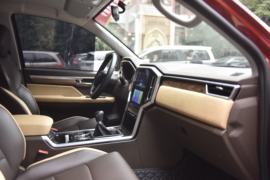 悍途&nbsp;皮卡驾驶室                                               图片