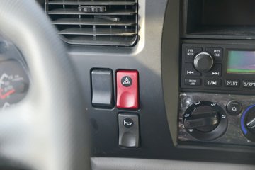 ���� ��� 220���� 6X2 4.8����ж��(DYQ3251D5CB)ͼƬ