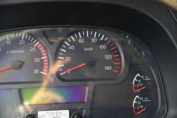 ���� ��� 220���� 6X2 4.8����ж��(DYQ3251D5CB)ͼƬ