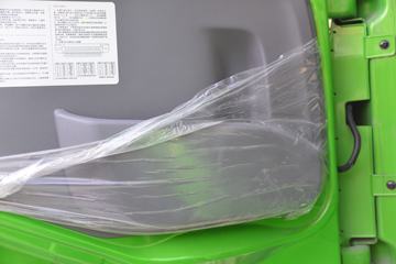 ���� ��� 220���� 6X2 4.8����ж��(DYQ3251D5CB)ͼƬ