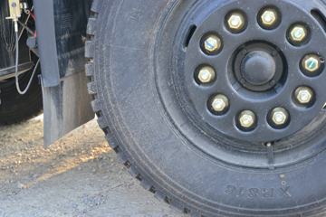 ���� ��� 220���� 6X2 4.8����ж��(DYQ3251D5CB)ͼƬ