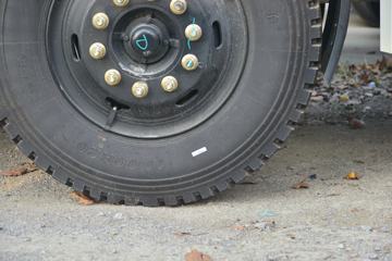 ���� ��� 220���� 6X2 4.8����ж��(DYQ3251D5CB)ͼƬ