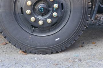 ���� ��� 220���� 6X2 4.8����ж��(DYQ3251D5CB)ͼƬ