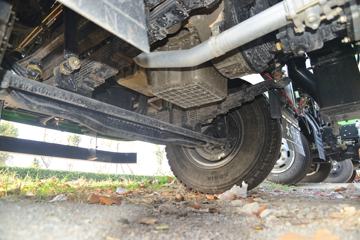 ���� ��� 220���� 6X2 4.8����ж��(DYQ3251D5CB)ͼƬ