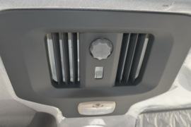 重汽HOWO轻卡底盘&nbsp;除尘车驾驶室图片