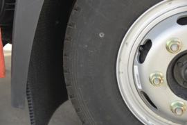 重汽HOWO轻卡底盘&nbsp;除尘车底盘图片