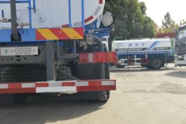 重汽豪瀚底盘&nbsp;洒水车/喷洒车上装图片