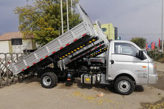 凯马 锐航HX3 102马力 4X2 3.95自卸车