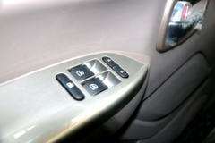 欧马可 智蓝 4.5T 4.18米单排纯电动栏板轻卡81.14kWh