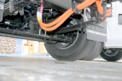 欧马可 智蓝 4.5T 4.18米单排纯电动栏板轻卡81.14kWh