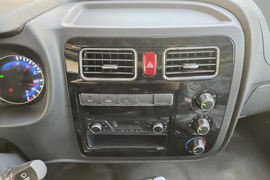 德帅V4&nbsp;电动载货车内饰图片