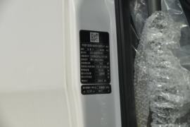 重汽汕德卡底盘&nbsp;清洗车驾驶室图片