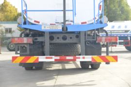 重汽汕德卡底盘&nbsp;清洗车上装图片