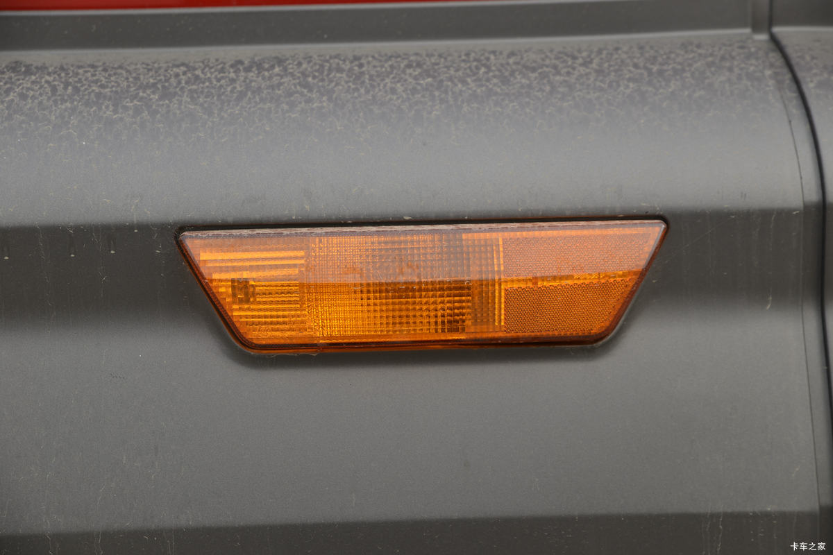 �й����� HOWO N5W�п� 220���� 4X2 6.75�������ػ���(�߶�)���                                                