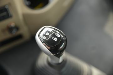 �й����� HOWO N5W�п� 220���� 4X2 6.75�������ػ���(�߶�)(ZZ1185K5113E1)ͼƬ