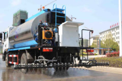 东风 多利卡D9 160马力 4X2 沥青洒布车(新东日牌)(YZR5160GLQE)