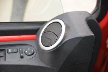 �й����� HOWO N5W�п� 220���� 4X2 6.75�������ػ���(�߶�)(ZZ1185K5113E1)ͼƬ